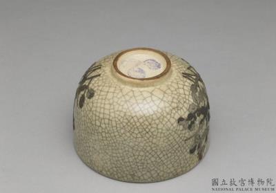 图片[3]-Cup with silver flower appliques in green glaze, Qing dynasty, Qianlong reign (1736-1795)-China Archive